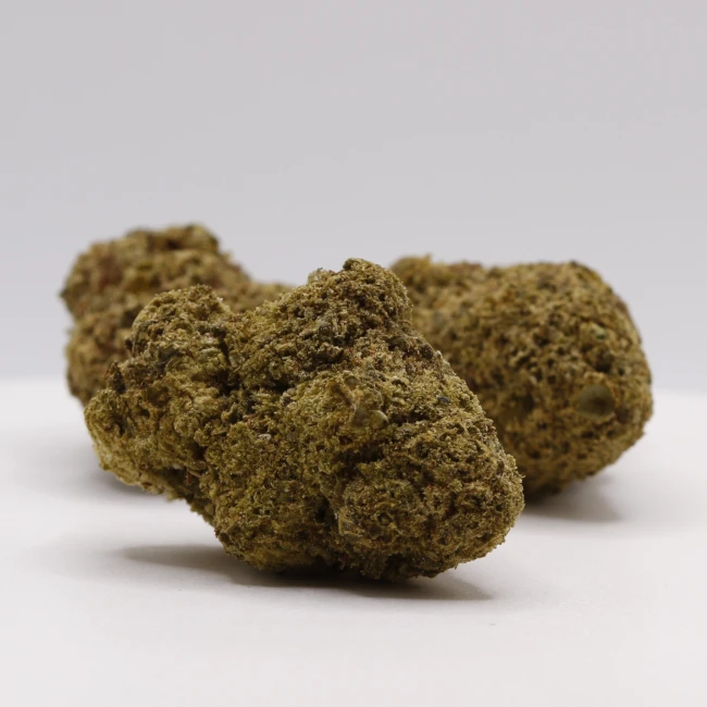 sativum-cbd-shop-forbidden-fruit-frozen-groupe cbd lille fleurs de cbc forbidden fruit frozen